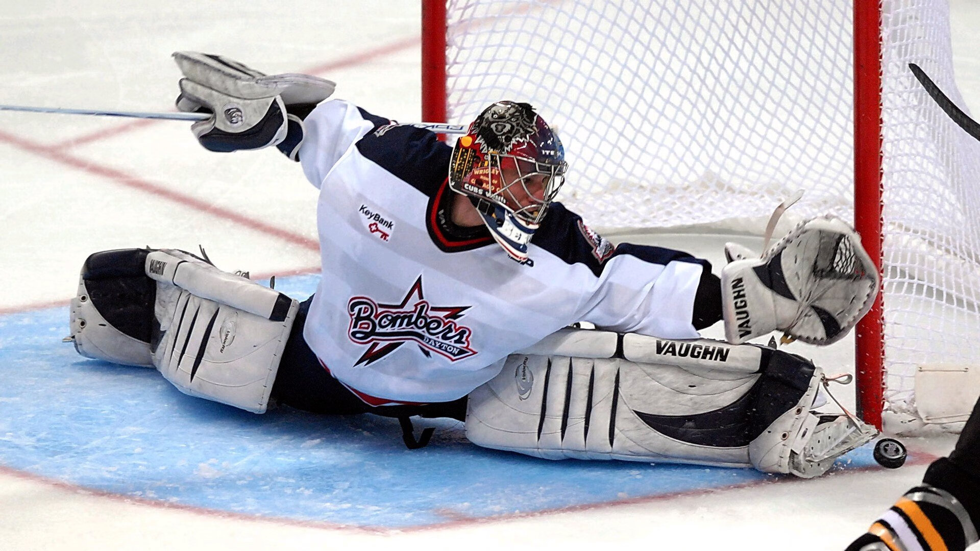 欧冠十六强次回合:国米客场1比1拜仁 凭客场进球惊险晋级